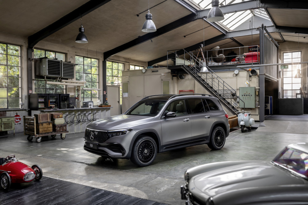 Mercedes-Benz EQA a EQB